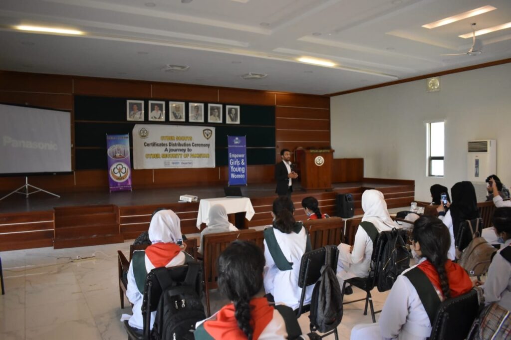 Cyber-Security-Awareness-Empowers-Pakistan-Girl-Guides